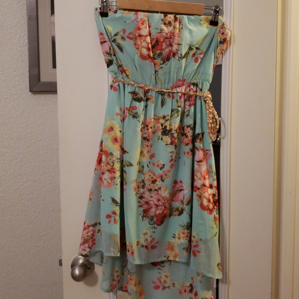 Floral print strapless dress